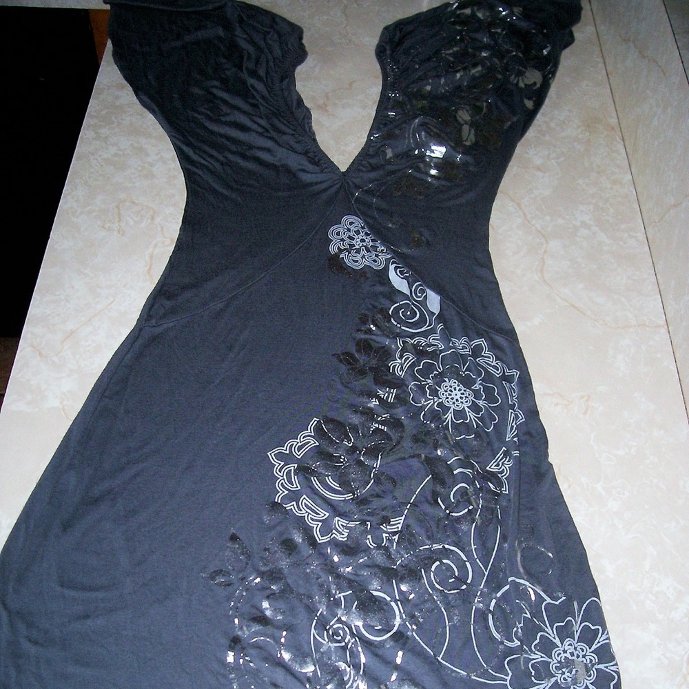 Body central gray dress